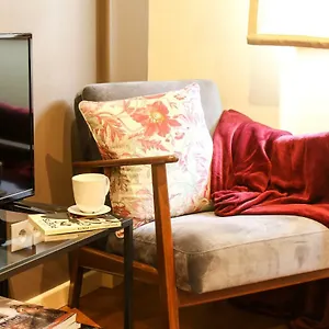  Apartment 92 - Your In